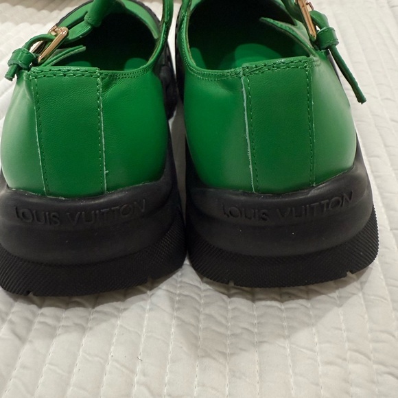 Green Shoes - Picture 5 of 7